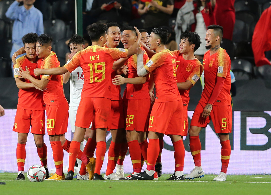 1-0，25岁索博斯洛伊发威：率队小胜亚美尼亚，仅差葡萄牙2分